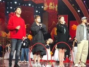 娱乐圈爆料客春晚,揭秘明星幕后故事，笑料与感动并存  第3张