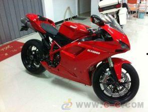 杜卡迪跑车爆料新闻视频,极致性能与科技美学完美融合