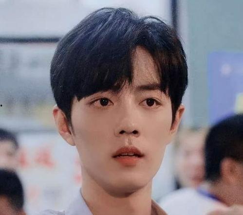 网红吃瓜头像男,揭秘网络红人的神秘面纱  第3张