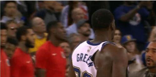 nba爆料队友糗事视频,队友糗事视频曝光，笑料百出！