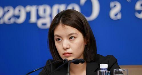 重庆美女爆料新闻视频,揭秘背后惊人真相