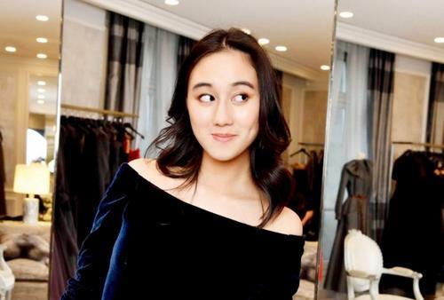 港媒爆料何超欣视频在线观看,在线观看引发热议 第2张 港媒爆料何超欣视频在线观看,在线观看引发热议 第2张