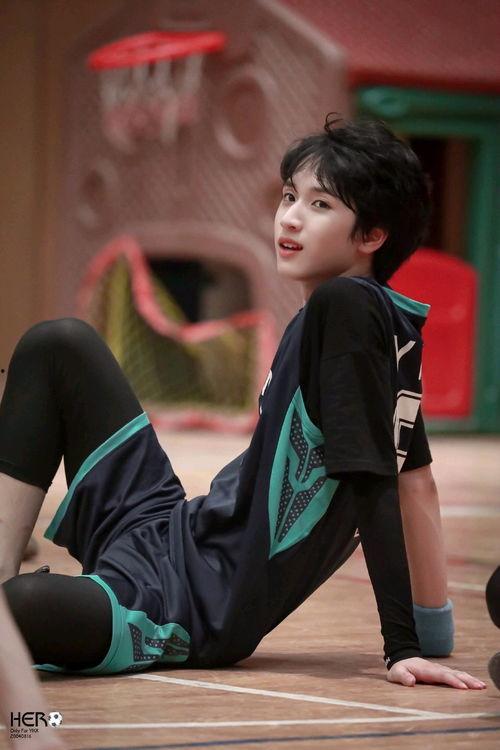 娱乐爆料严浩翔视频,娱乐爆料引发网友热议